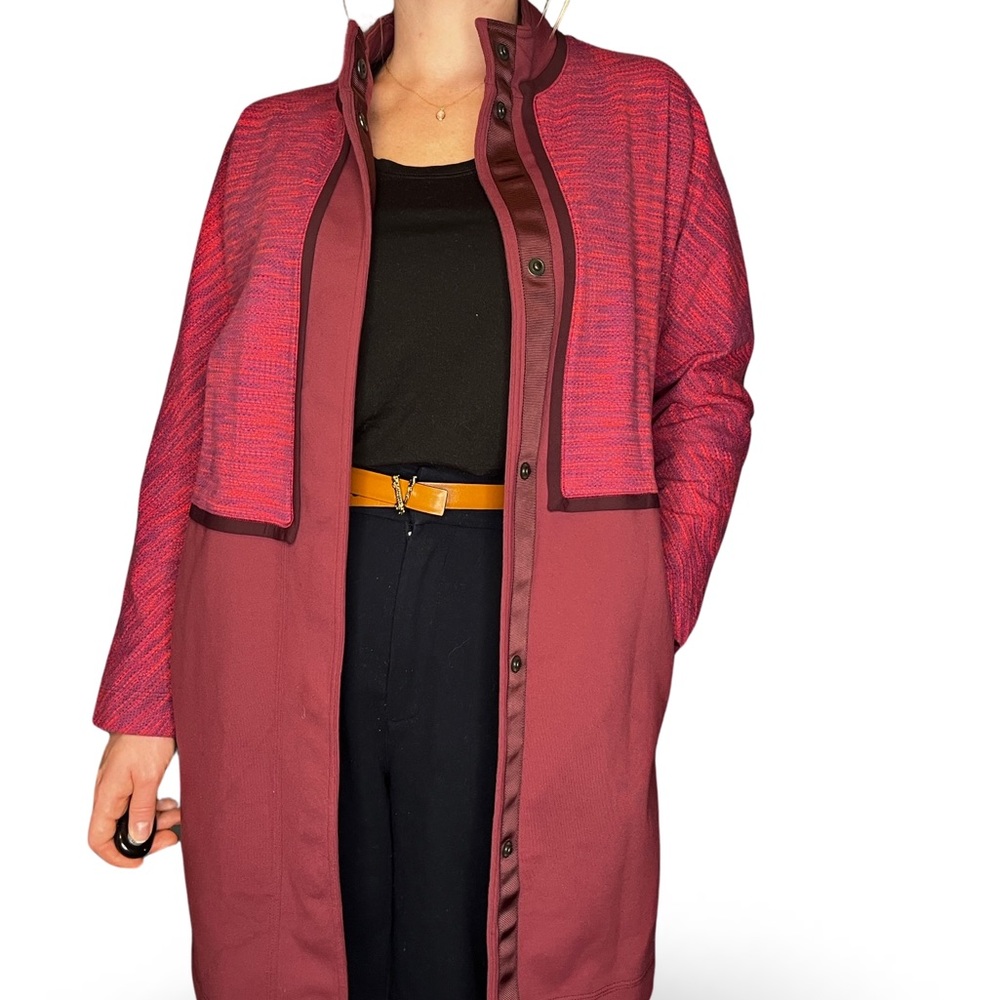 LULULEMON LIKE NEW FITTED COAT
